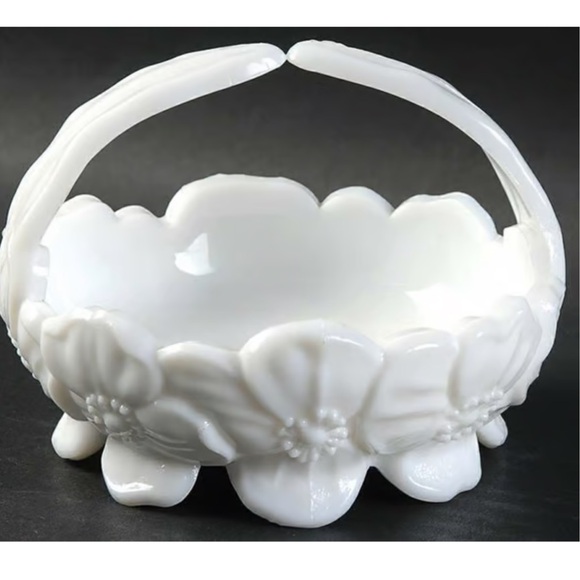 Westmoreland pansy milk glass basket GUC - Picture 5 of 5